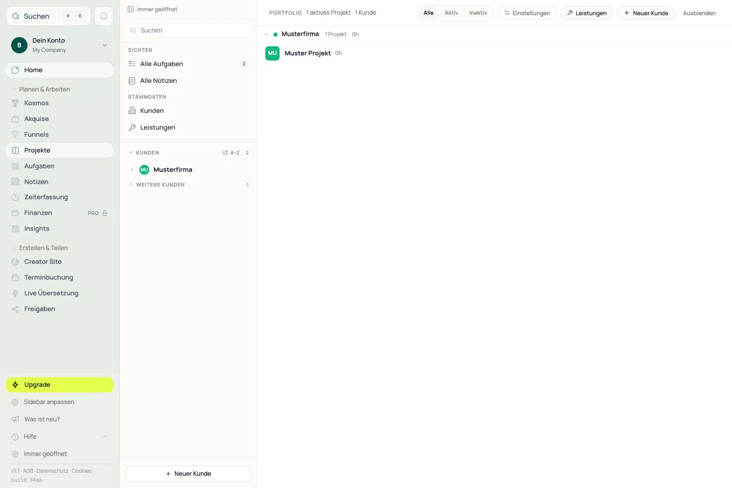 Projekt-Hub: Links wählst du Kunde oder Projekt, rechts arbeitest du in den Projekt-Tabs.